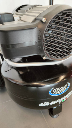 Kompresor bezolejowy DYNAMIC 24L moc 2HP